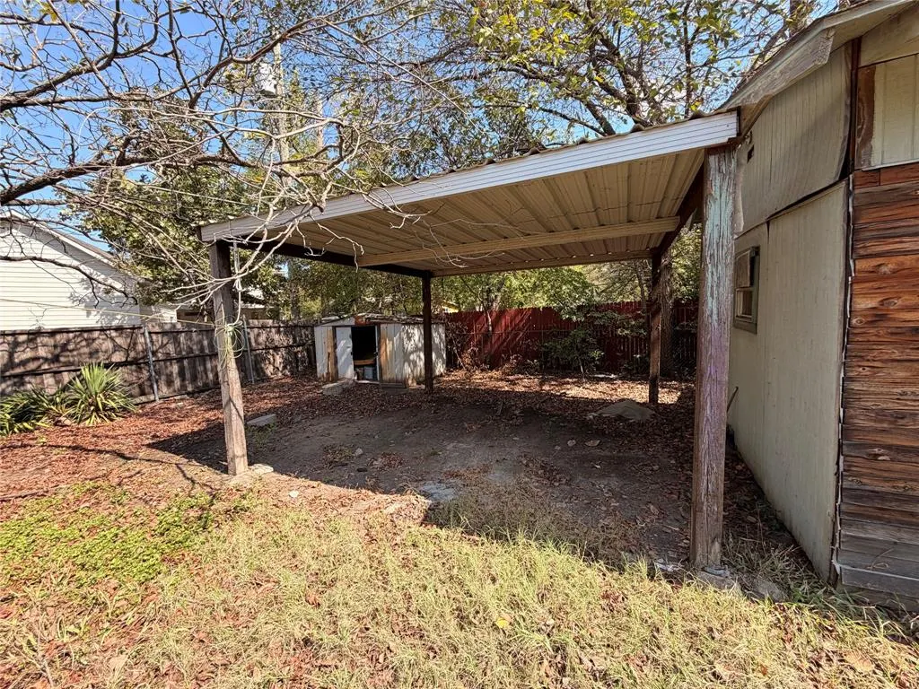 8109 Burroaks Drive