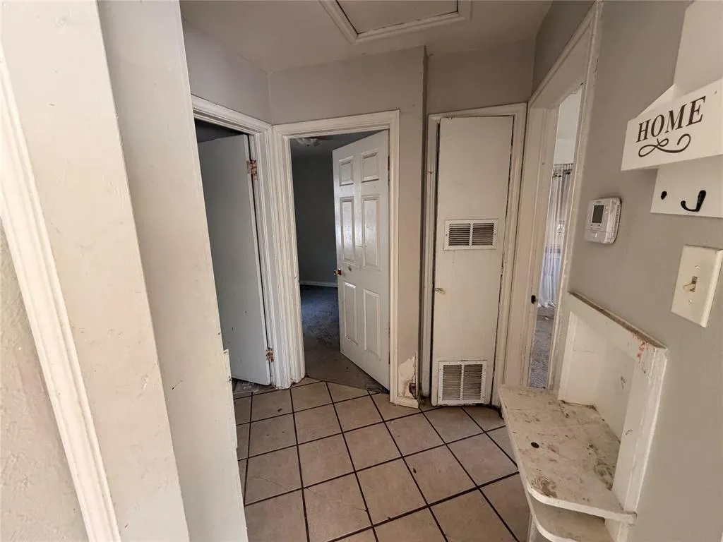 8109 Burroaks Drive