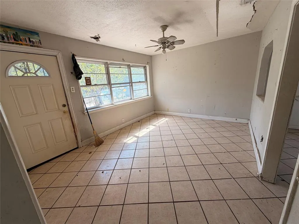 8109 Burroaks Drive