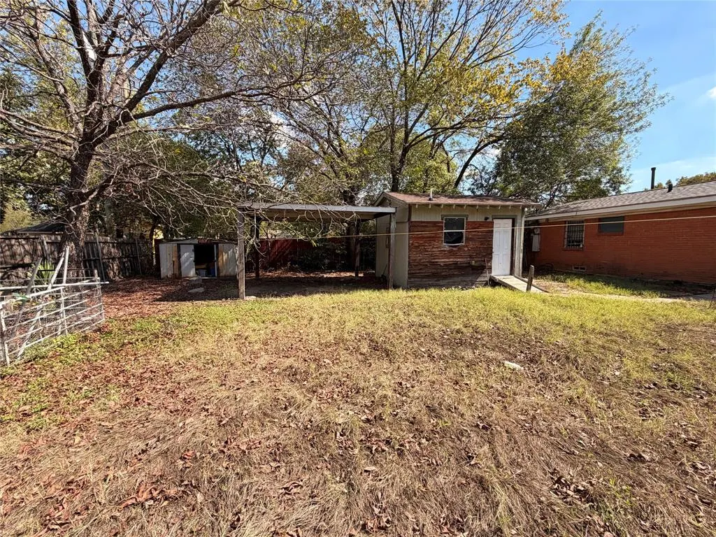 8109 Burroaks Drive