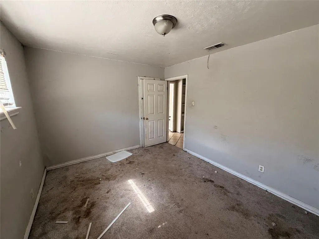 8109 Burroaks Drive