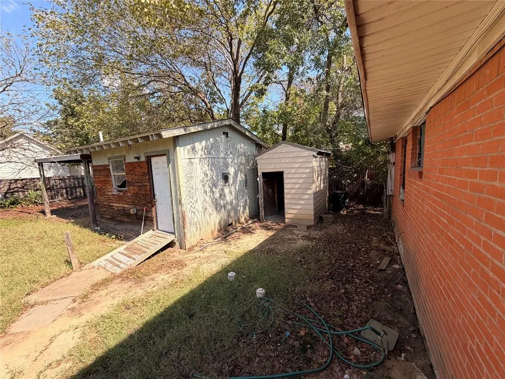 8109 Burroaks Drive