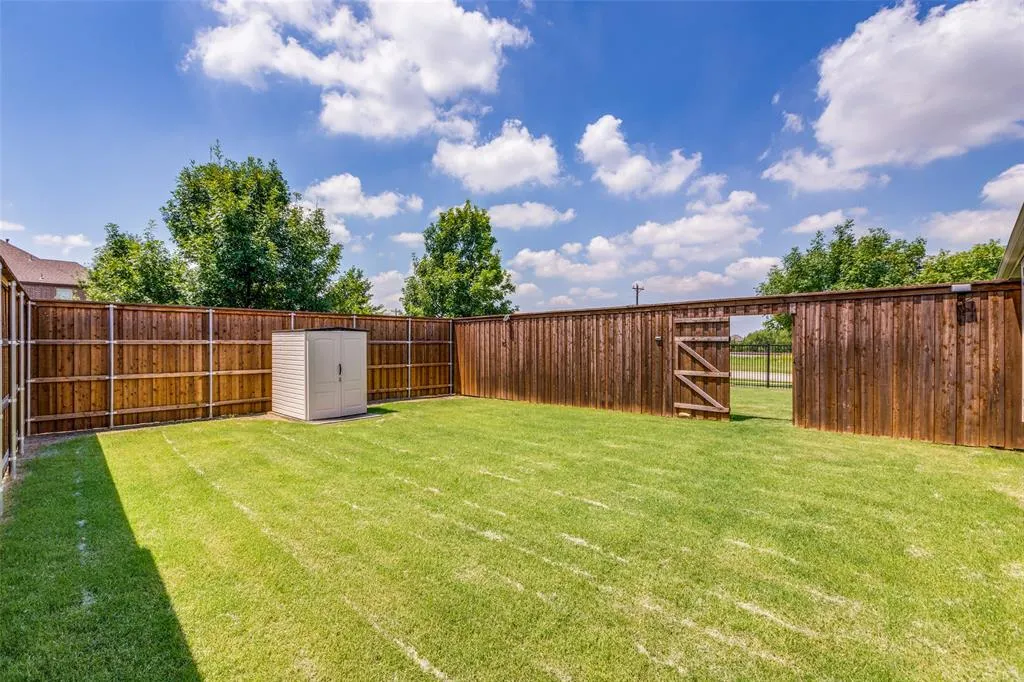 1481 Ramsbury Lane