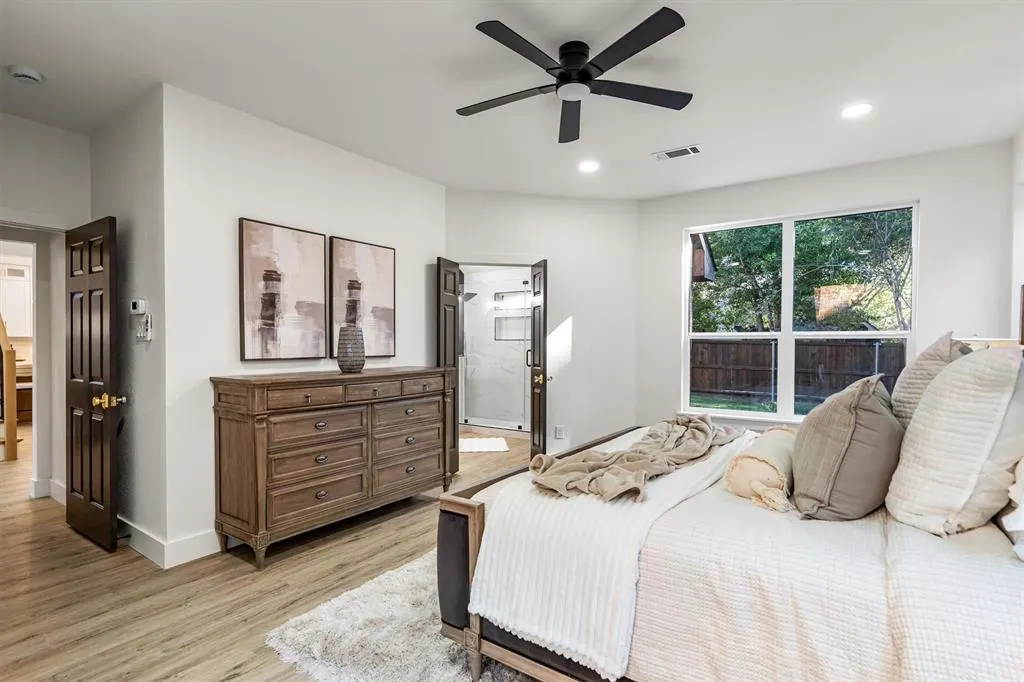 2706 Summerwood Court