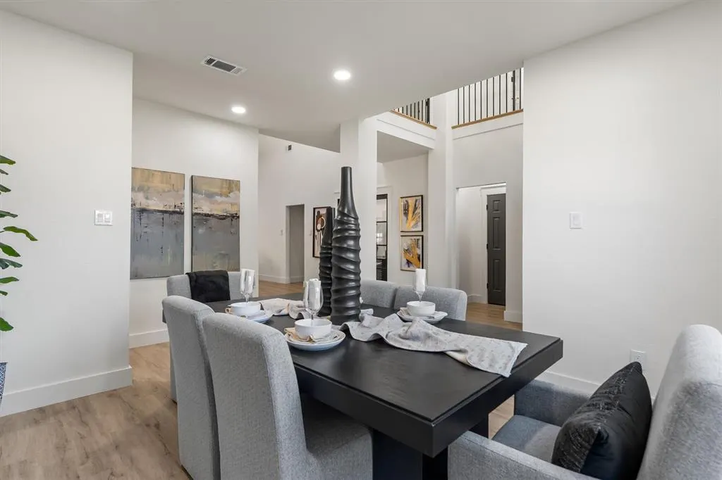 2706 Summerwood Court
