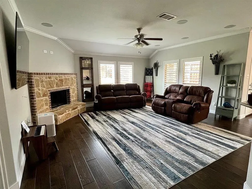 15009 Northview Drive
