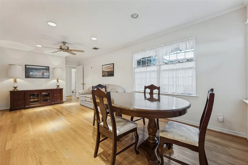 9307 Leaside Drive