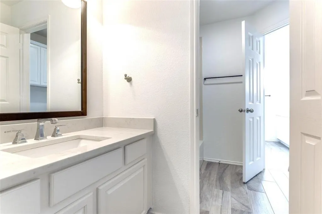 11457 La Cantera Trail