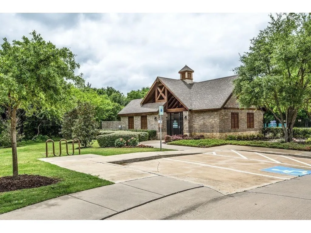 867 Llano Drive