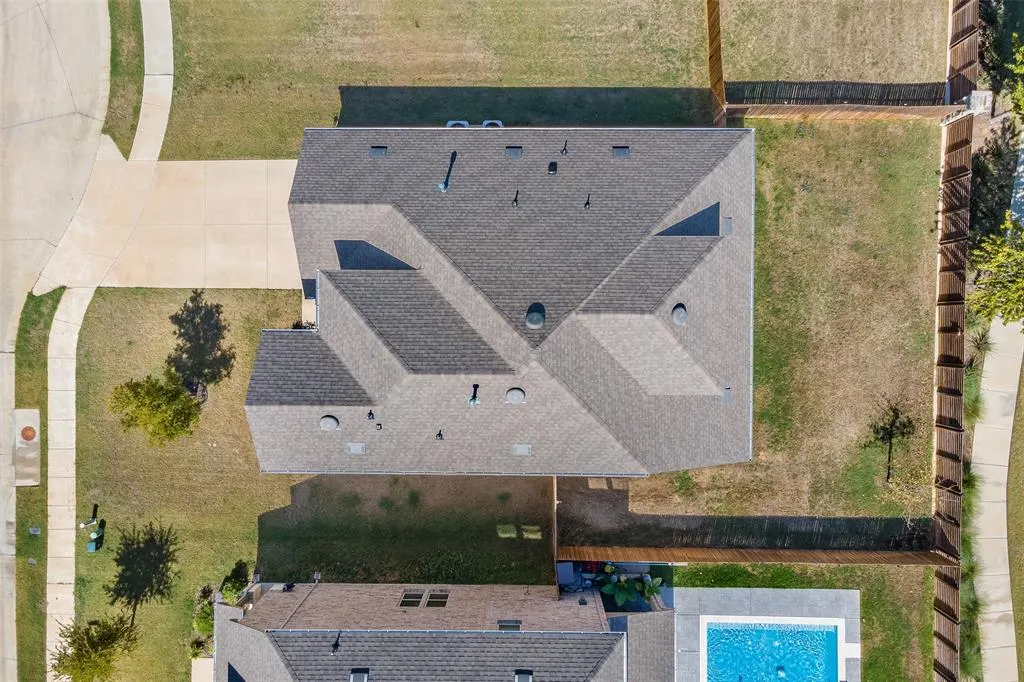 3216 Quartz Road