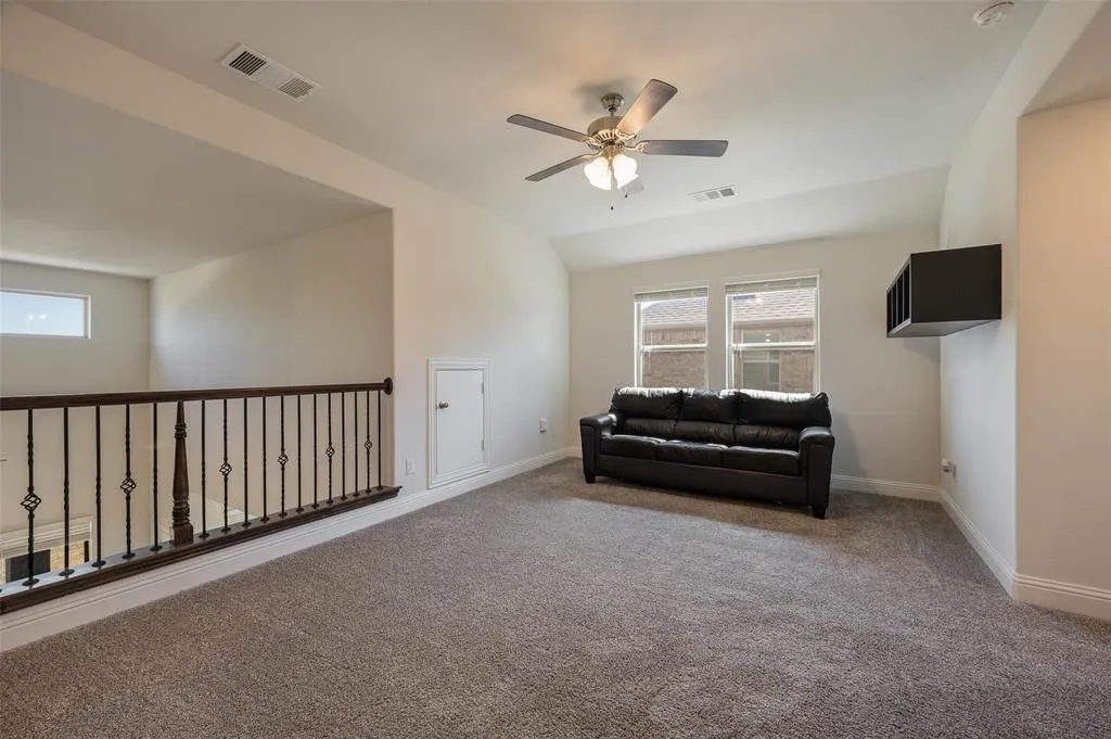 3216 Quartz Road