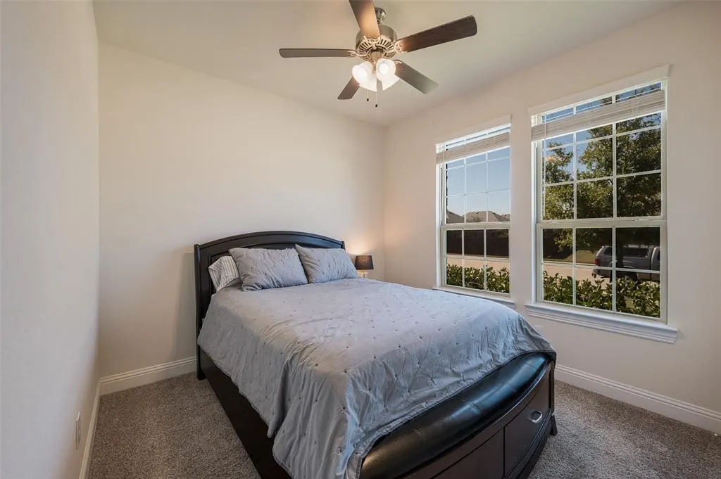 3216 Quartz Road