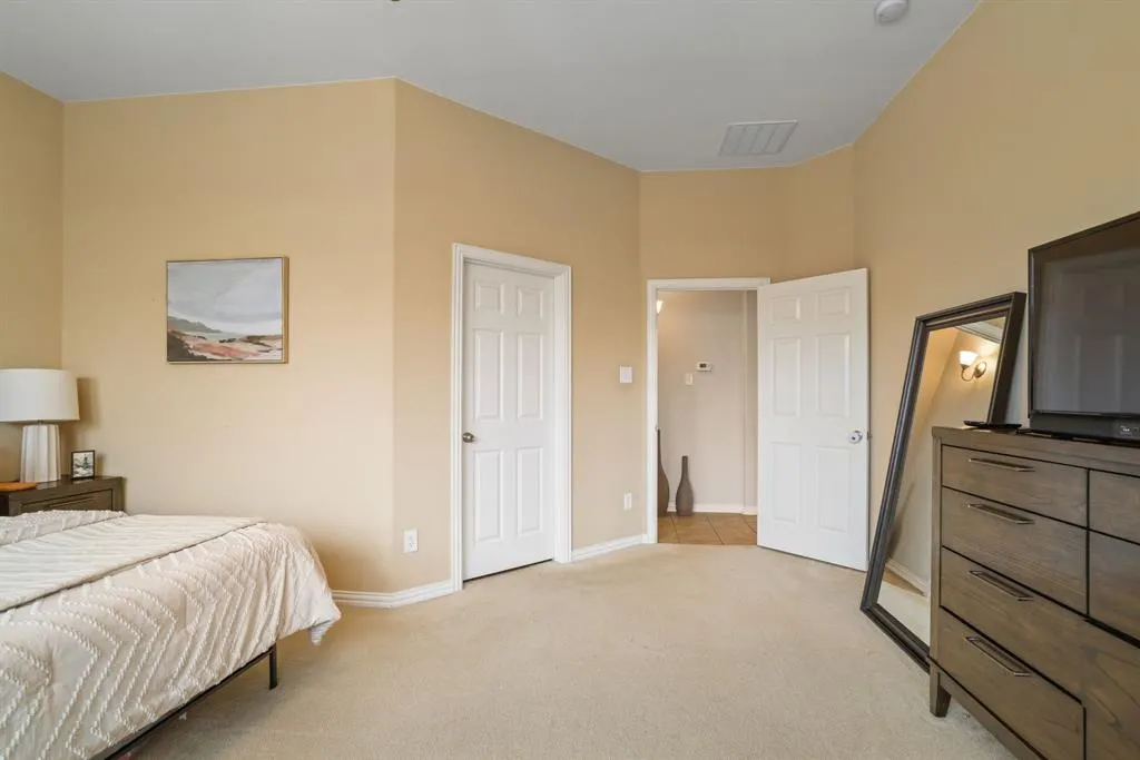 1213 Egret Court
