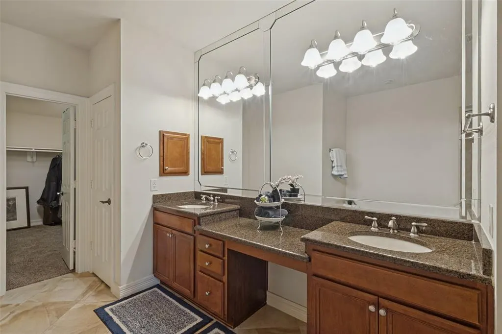 3704 Wycliff Avenue #7