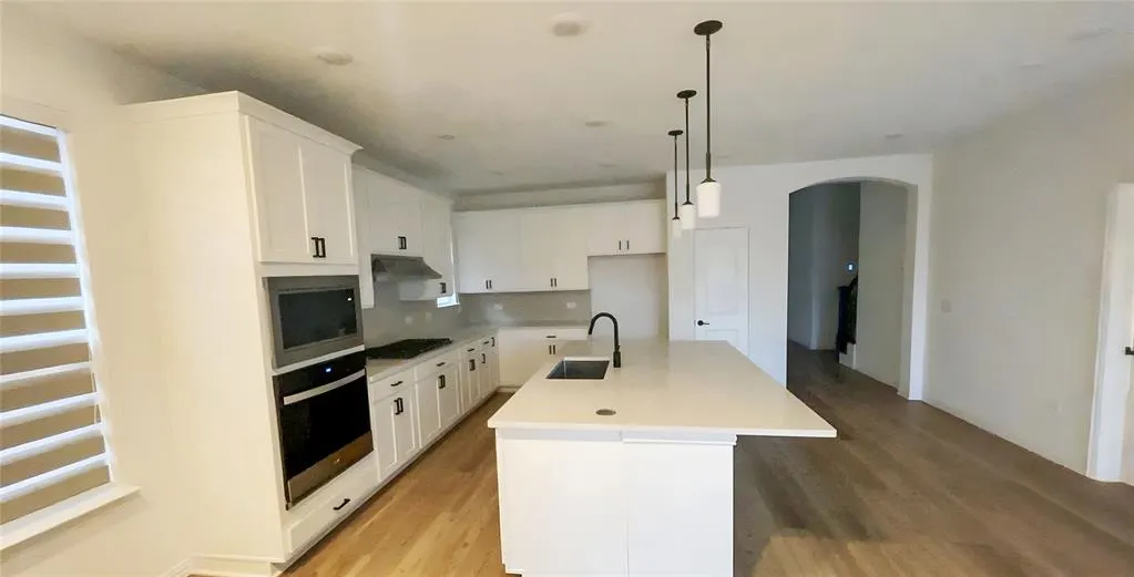 3925 Calderwood Drive