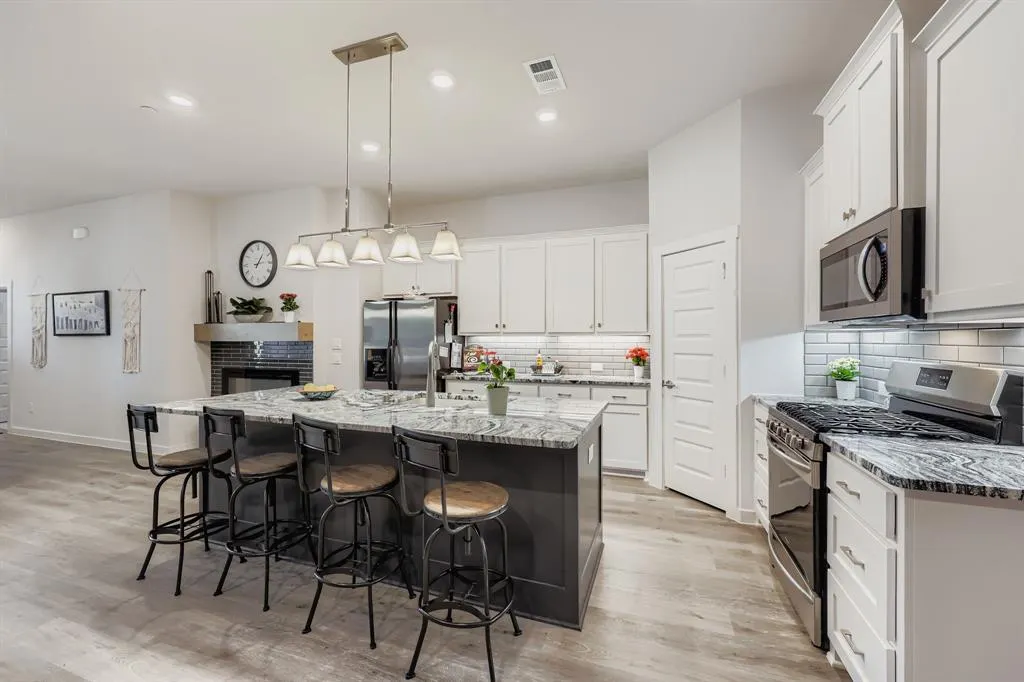 3851 Marigold Lane