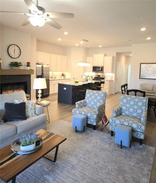 3851 Marigold Lane