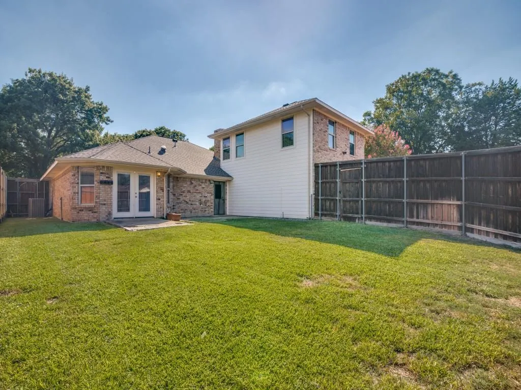 1811 Centenary Drive