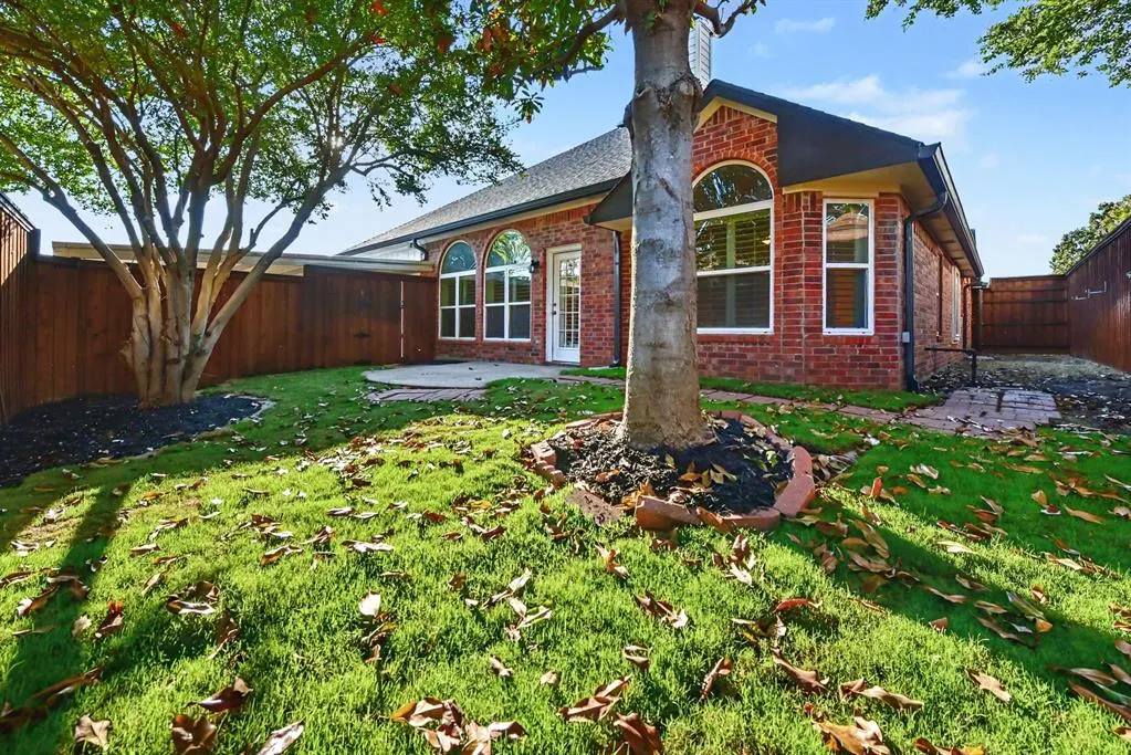 1621 Endicott Drive