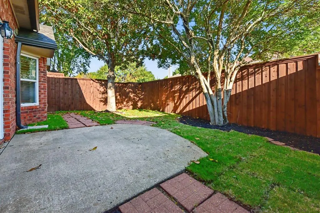 1621 Endicott Drive