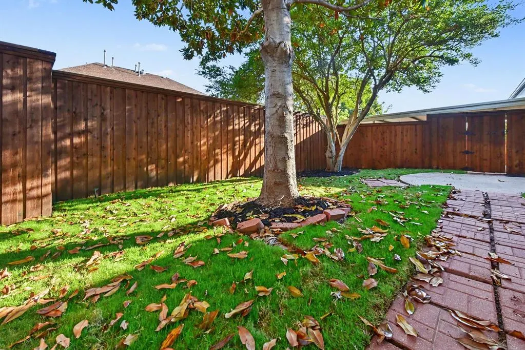 1621 Endicott Drive