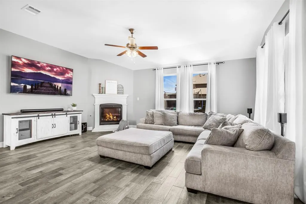 2801 Cerro Ranch Road
