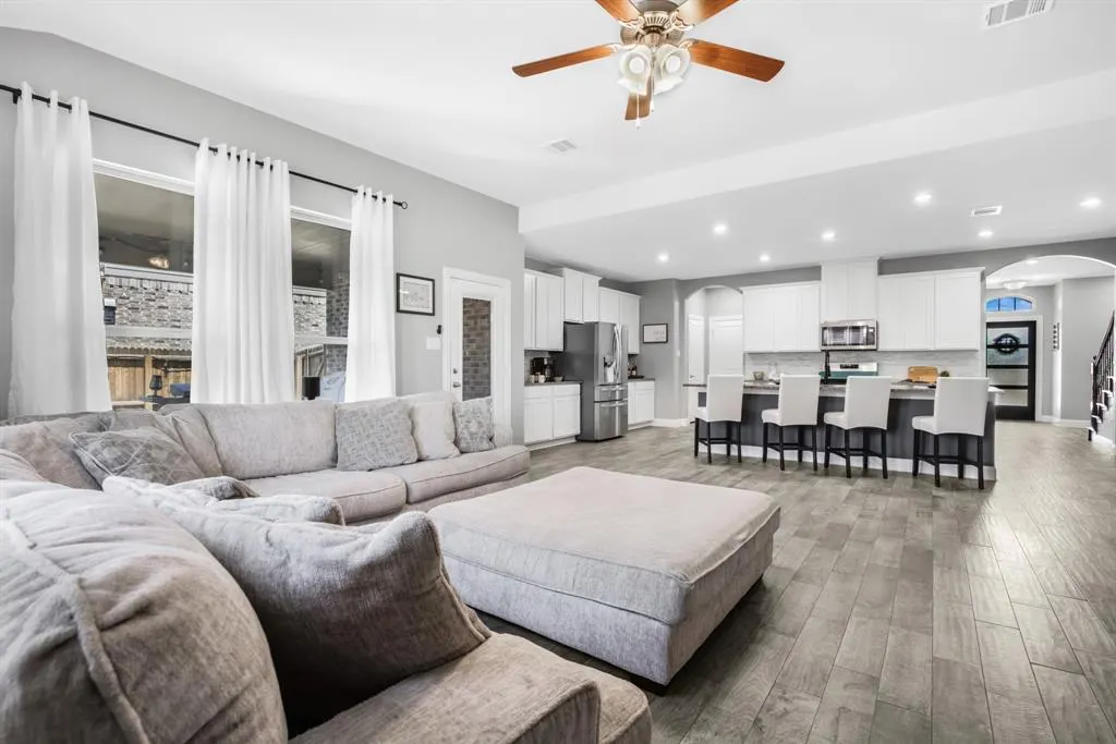 2801 Cerro Ranch Road