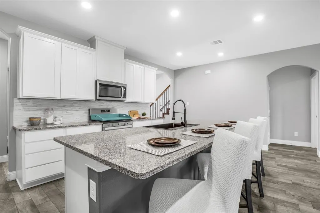 2801 Cerro Ranch Road