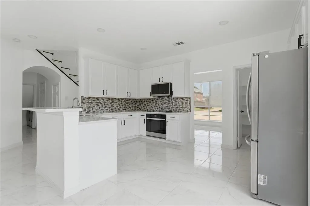 5001 Spicewood Drive
