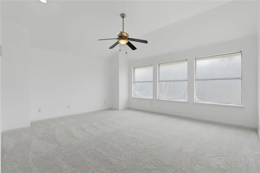 5001 Spicewood Drive