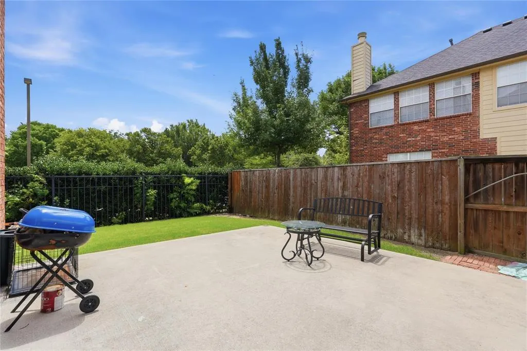 5001 Spicewood Drive