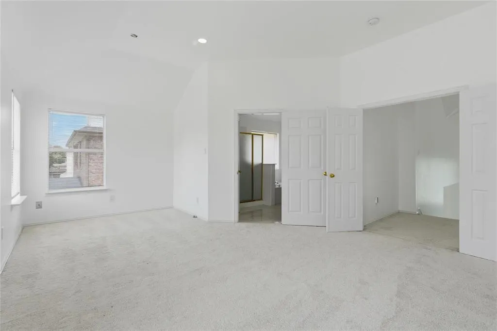 5001 Spicewood Drive