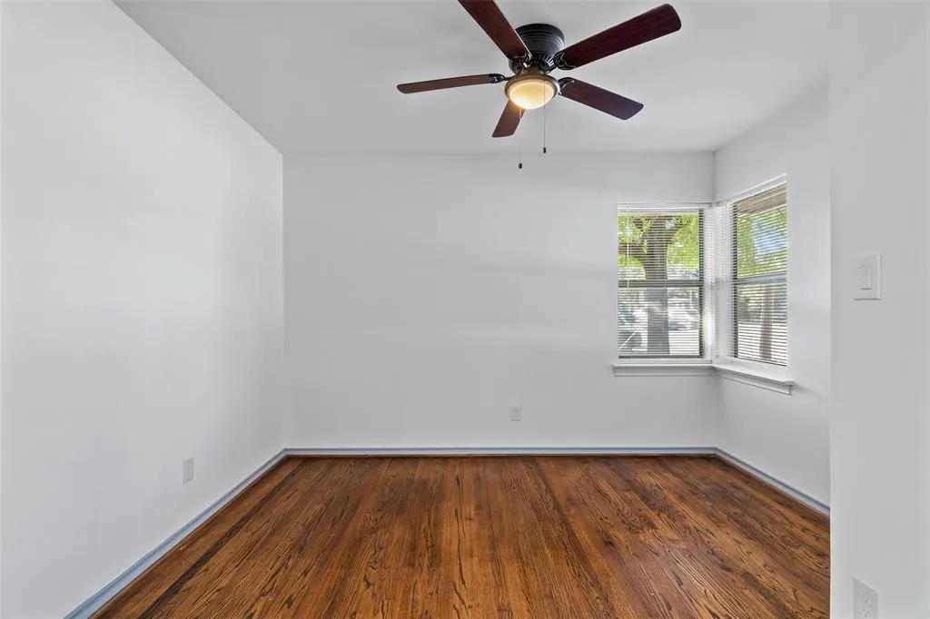 6404 E Lovers Lane