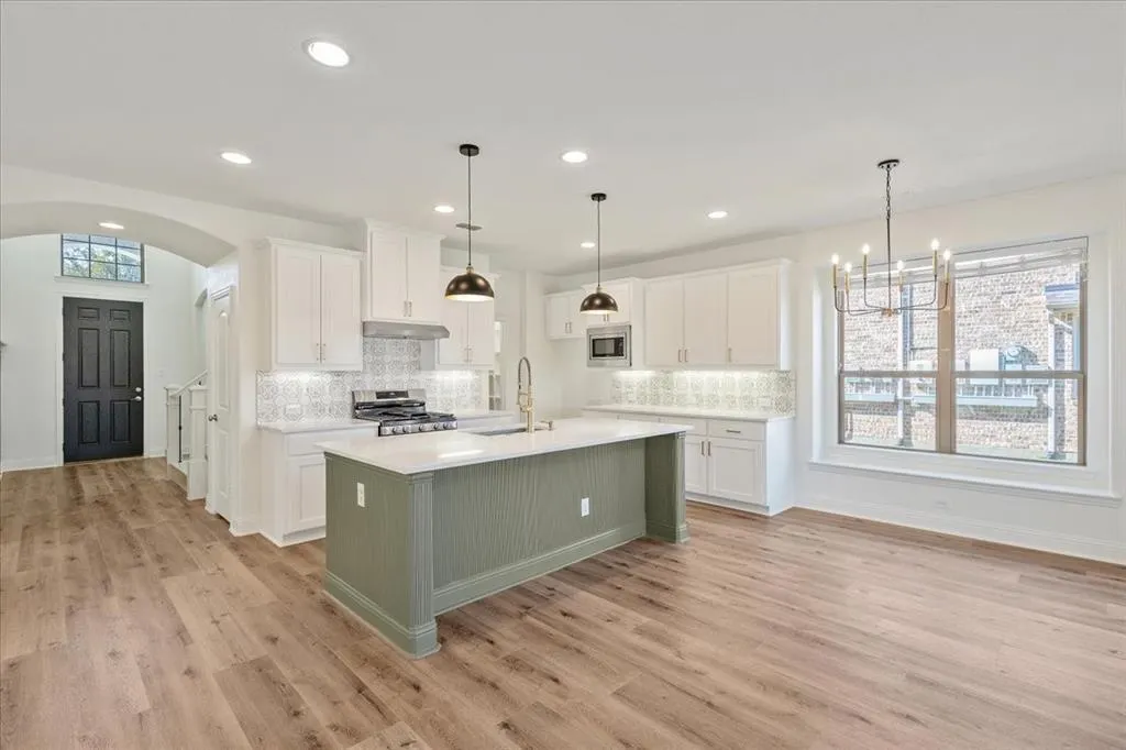 3621 Wagon Wheel Way