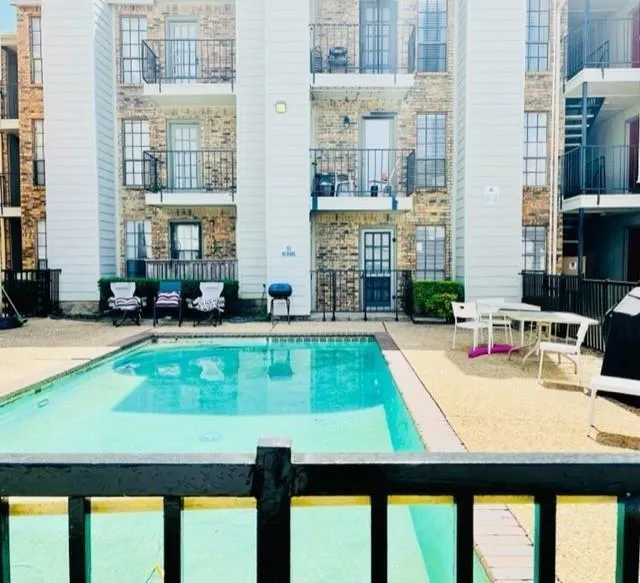 7621 Mccallum Boulevard #108