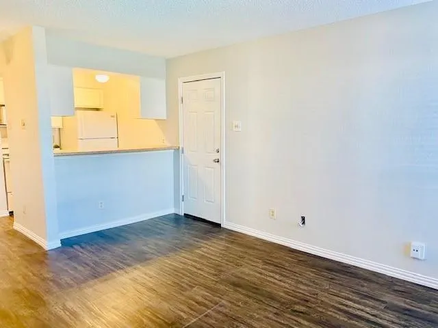 7621 Mccallum Boulevard #108