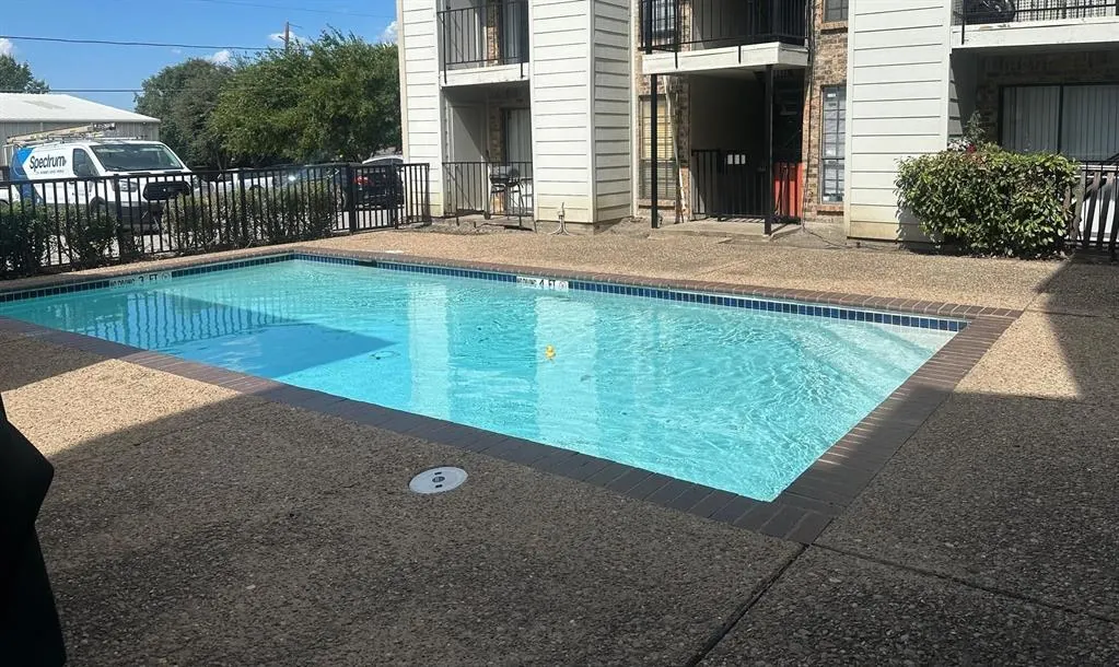7621 Mccallum Boulevard #108