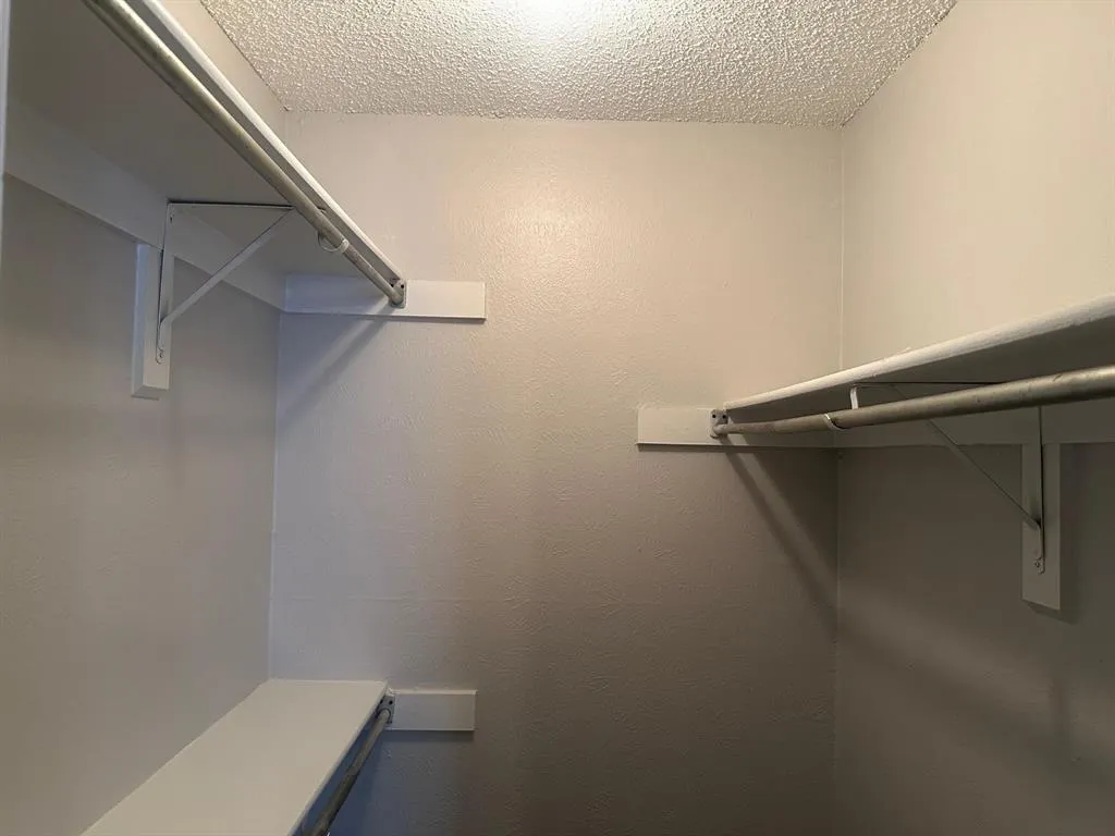 7621 Mccallum Boulevard #108