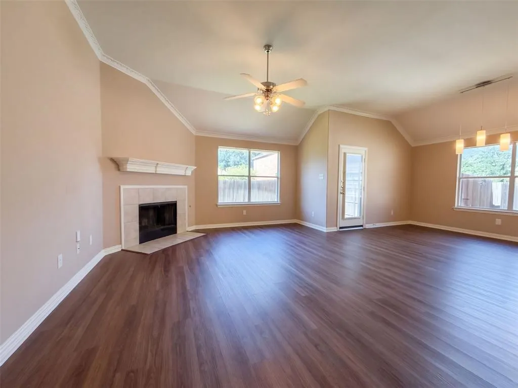 5327 Lake Gardens Drive
