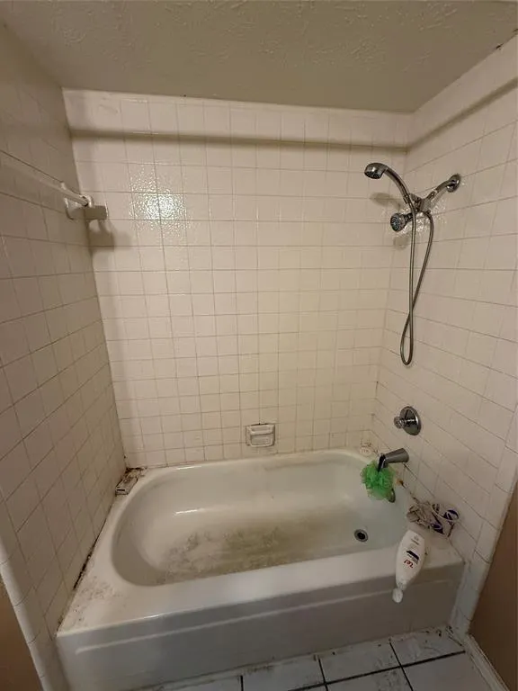 8837 Saint Thomas Circle