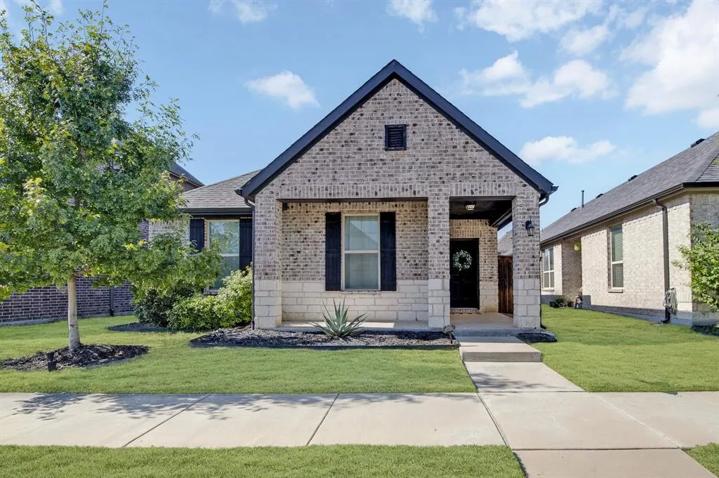 2116 Barx Drive