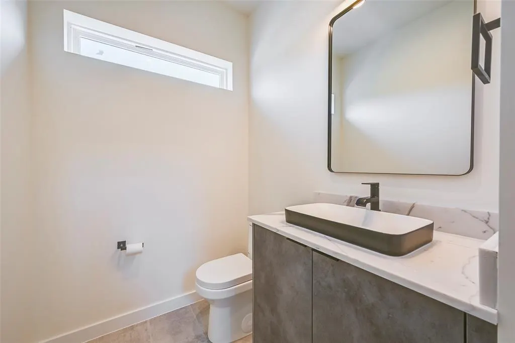 2247 Mail Avenue #103