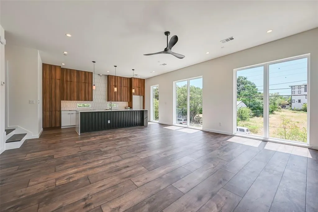 2247 Mail Avenue #103