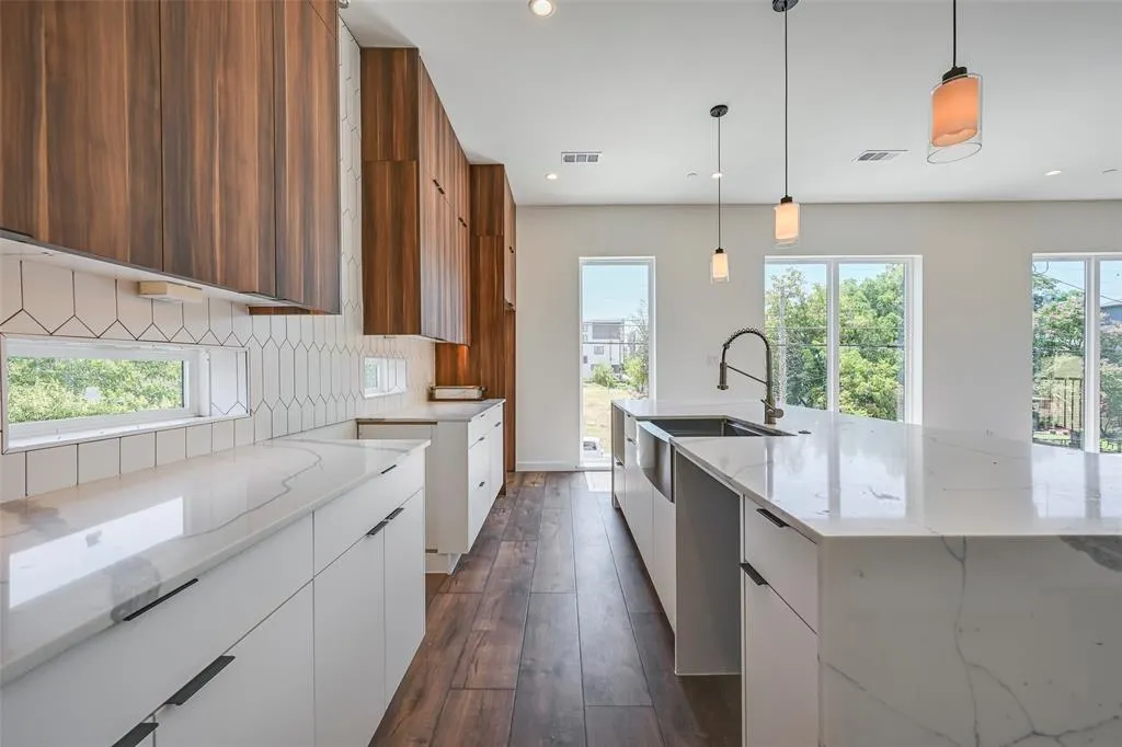 2247 Mail Avenue #103