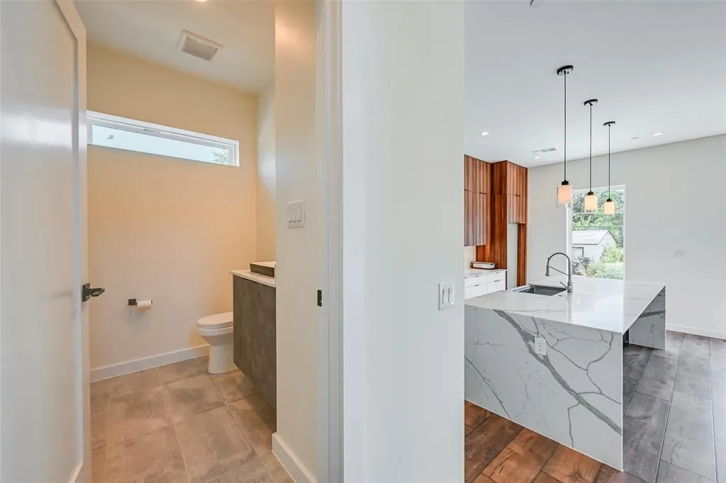2247 Mail Avenue #103
