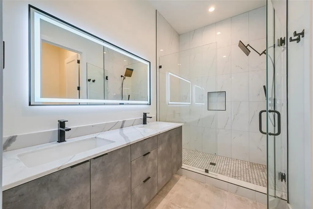 2247 Mail Avenue #103
