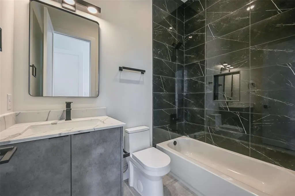 2247 Mail Avenue #103