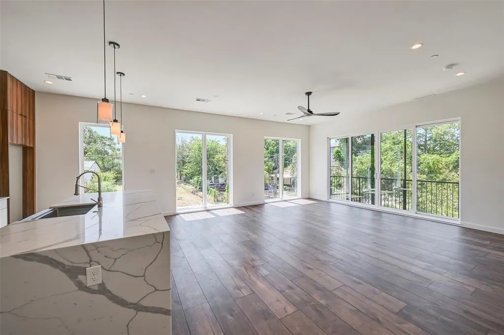 2247 Mail Avenue #103