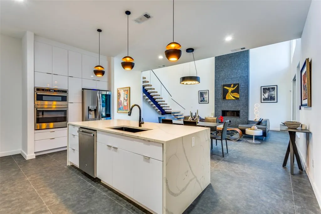 9774 Sunset Drive