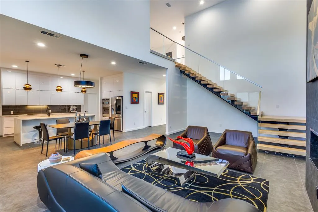 9774 Sunset Drive